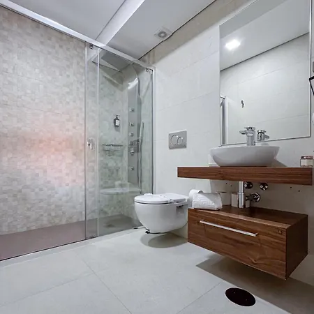 Beachouse Pvz - Seafront By Pomerania Apartamento