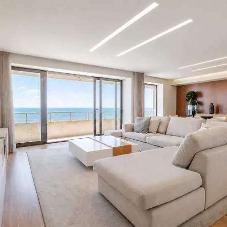 Beachouse Povoa - Beachfront With Sea-view Balcony Apartamento *